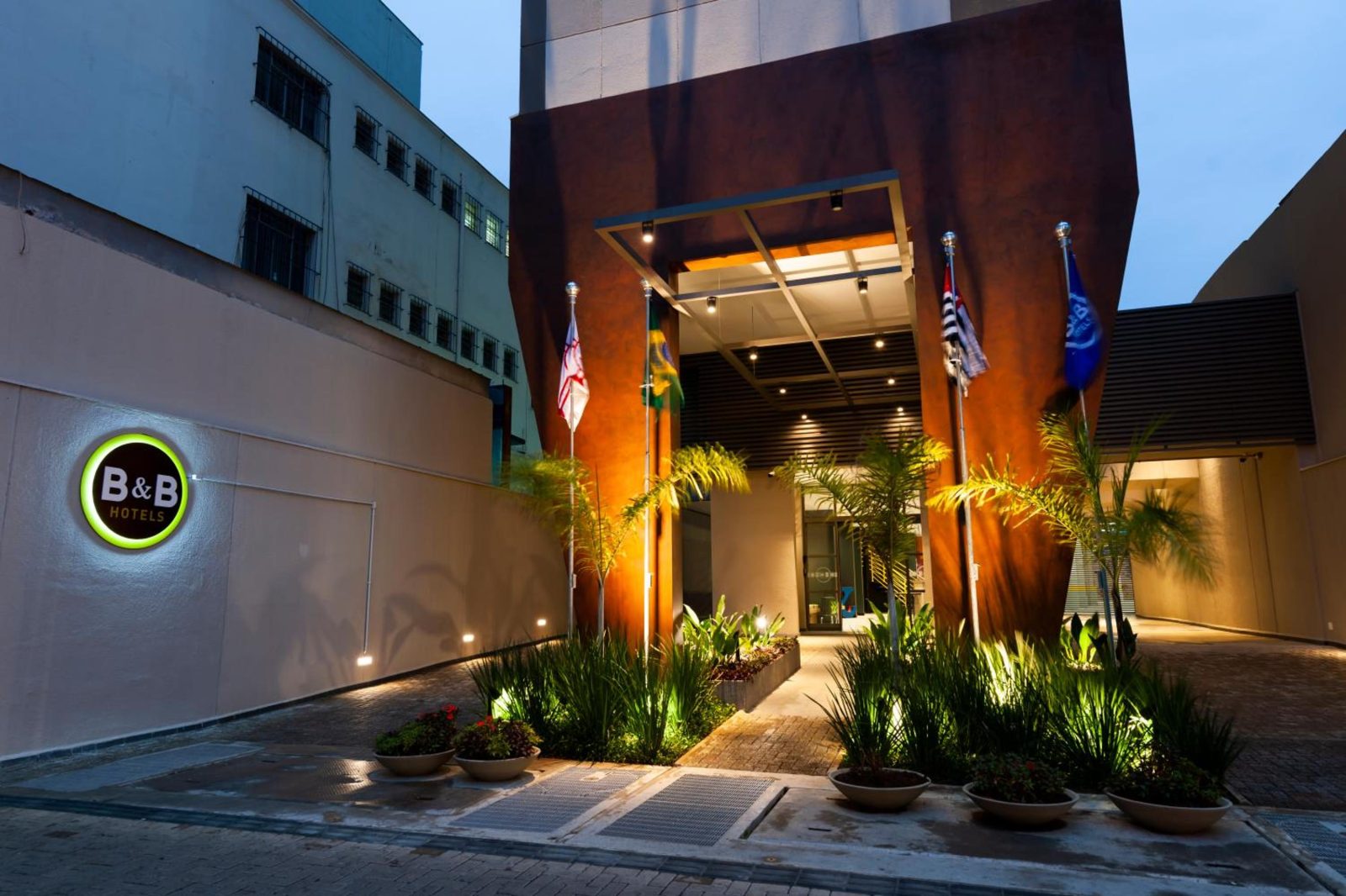 B&B HOTEL SP Luz Centro — photo 2